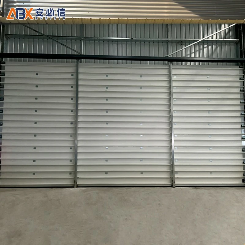 成都市垂直滑升门